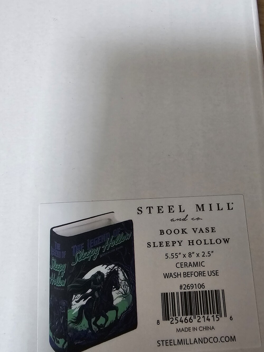 NIB Ceramic Book Vase Legend Of Sleepy Hollow Goth Horror Literary - Picture 12 of 13